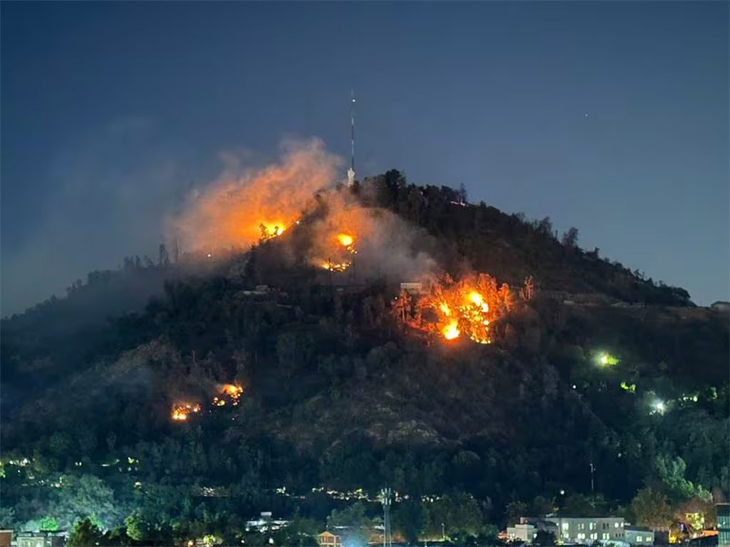 Incendio forestal en Cerro San Cristóbal Noticias y actualidad El